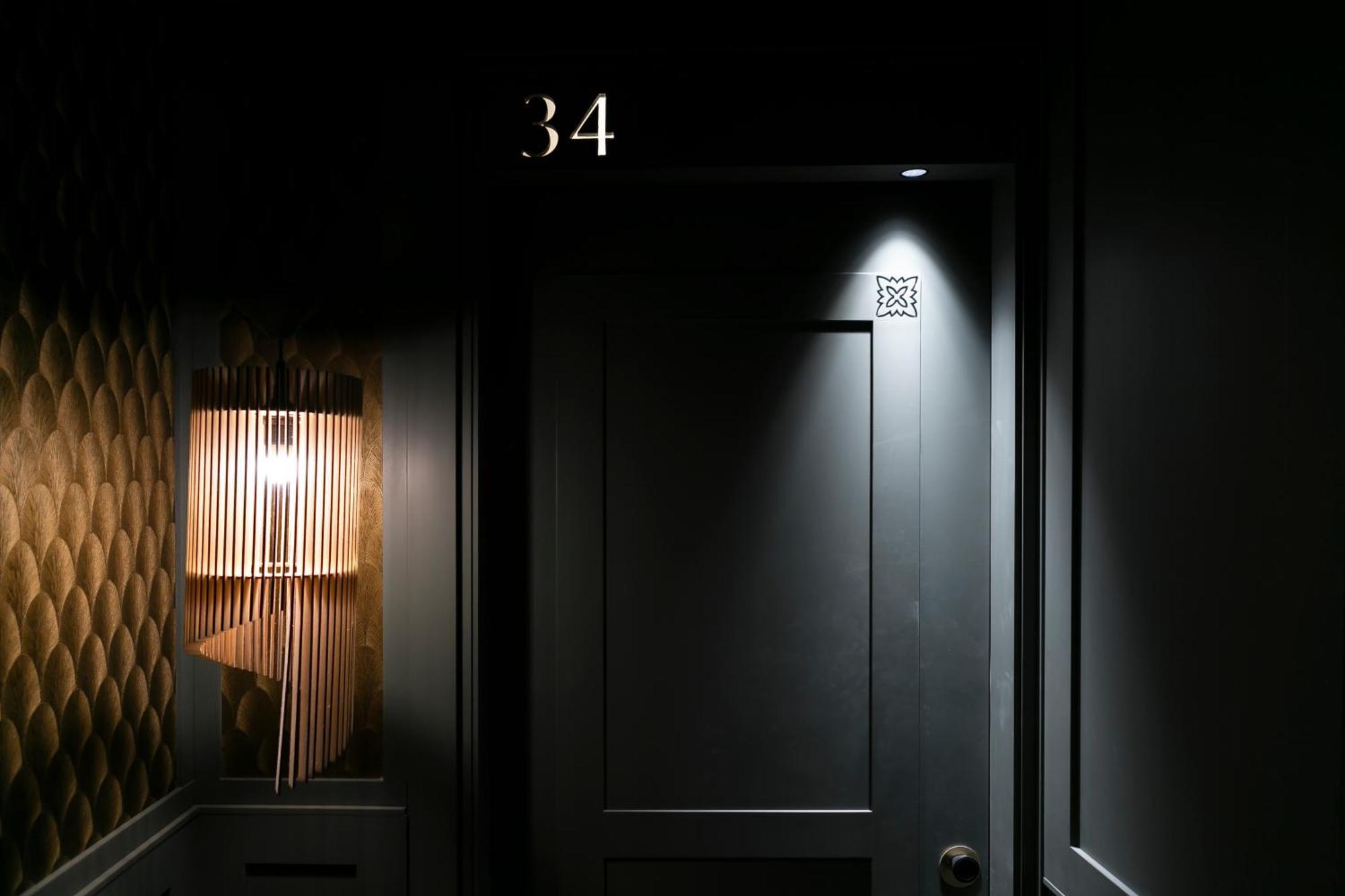 Hotel La Pau 4 Sup Барселона Экстерьер фото
