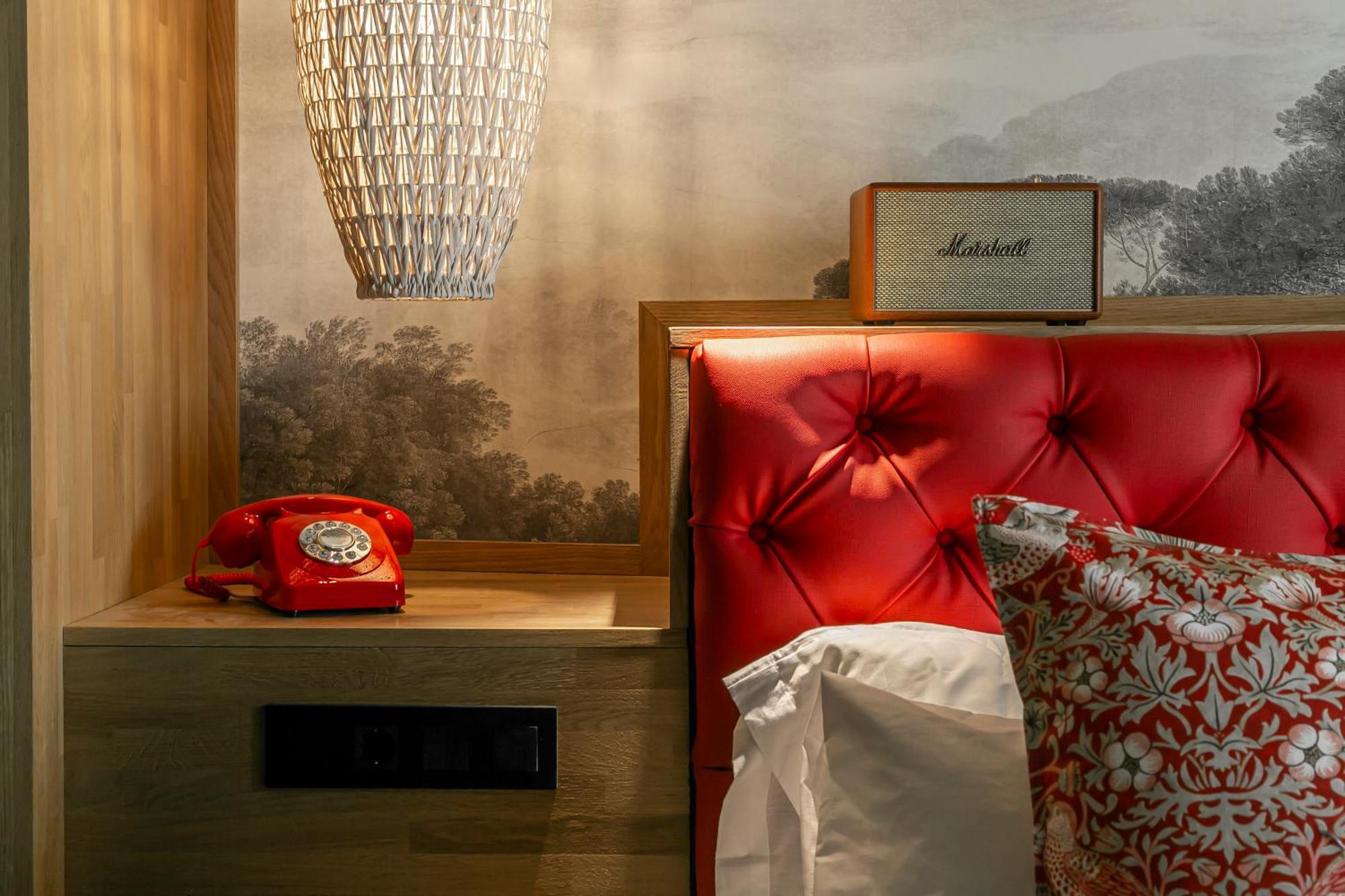 Hotel La Pau 4 Sup Барселона Экстерьер фото