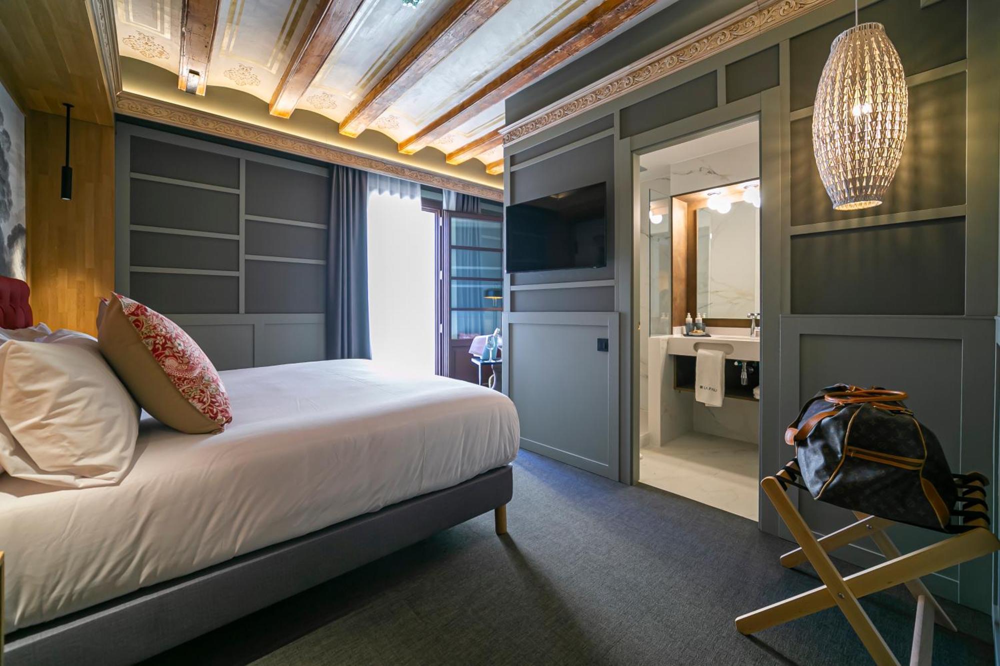 Hotel La Pau 4 Sup Барселона Экстерьер фото