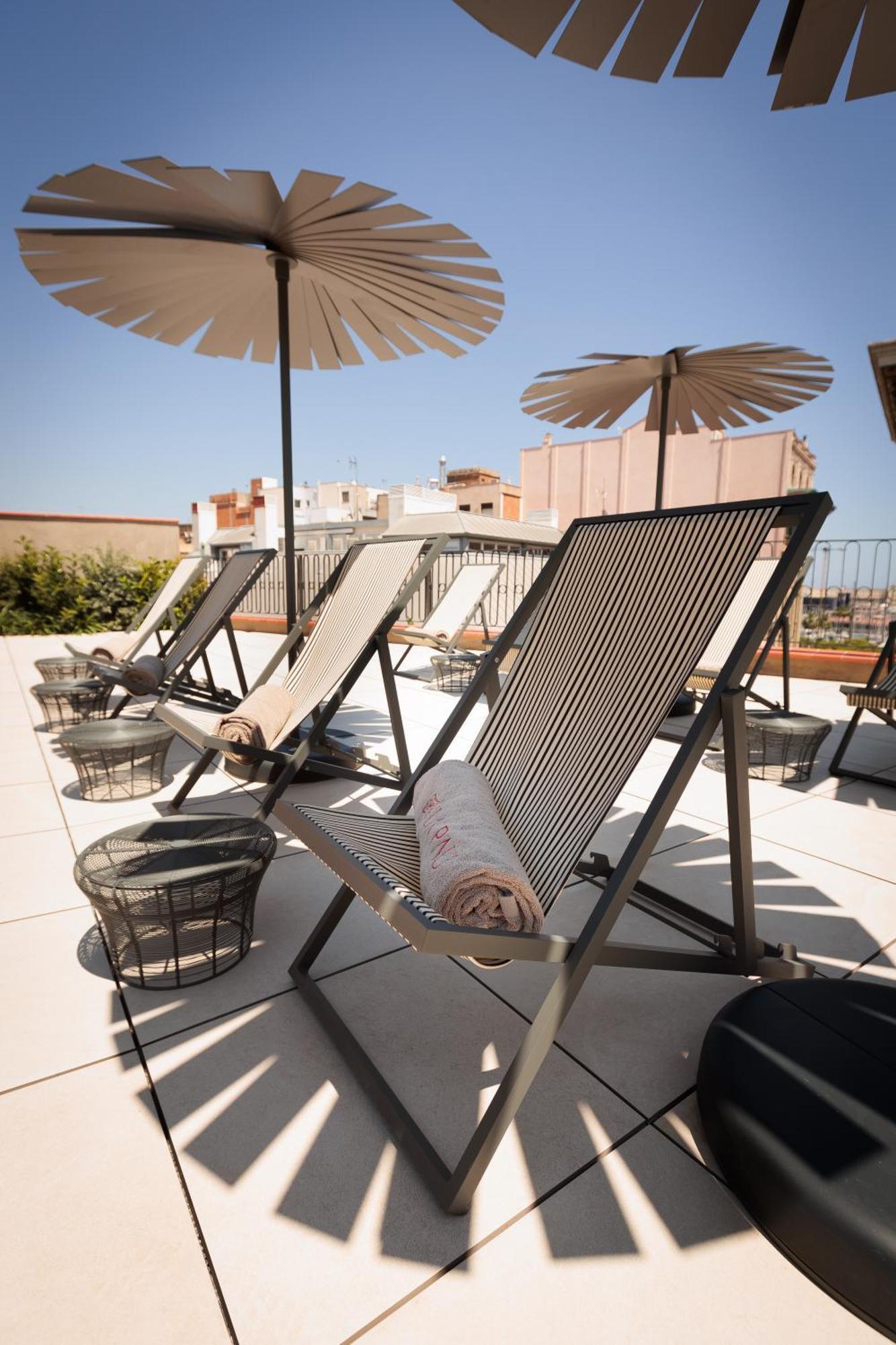 Hotel La Pau 4 Sup Барселона Экстерьер фото
